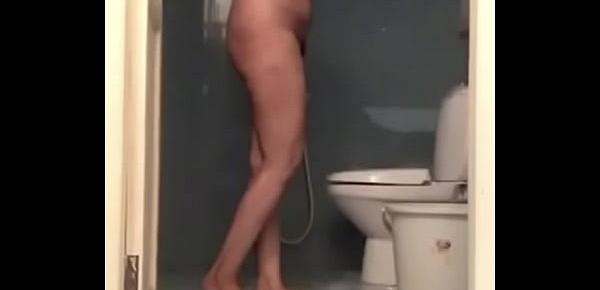  Hidden camera - sexy Indian milf taking a shower